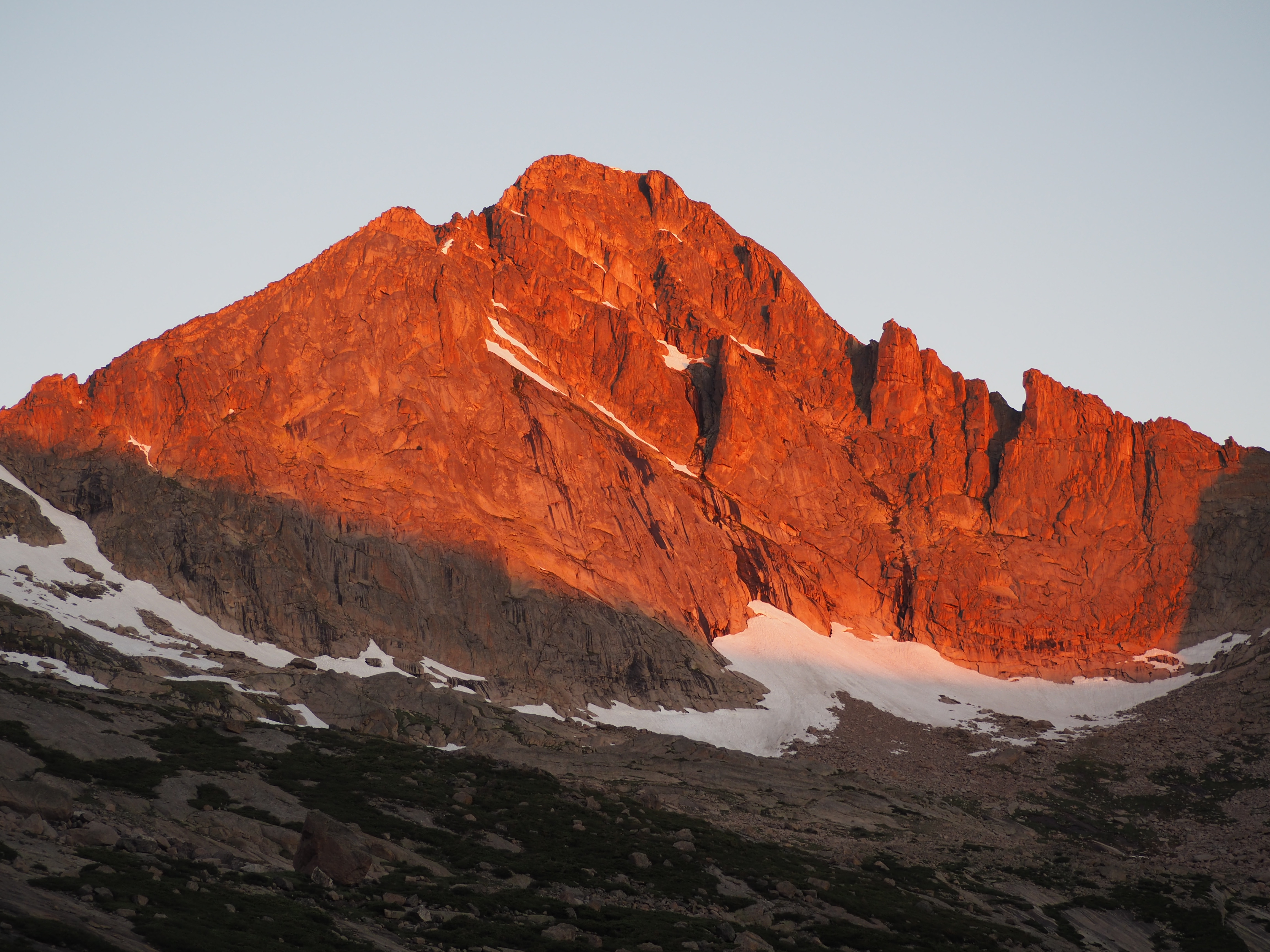 McHenrys Peak at Sunrise